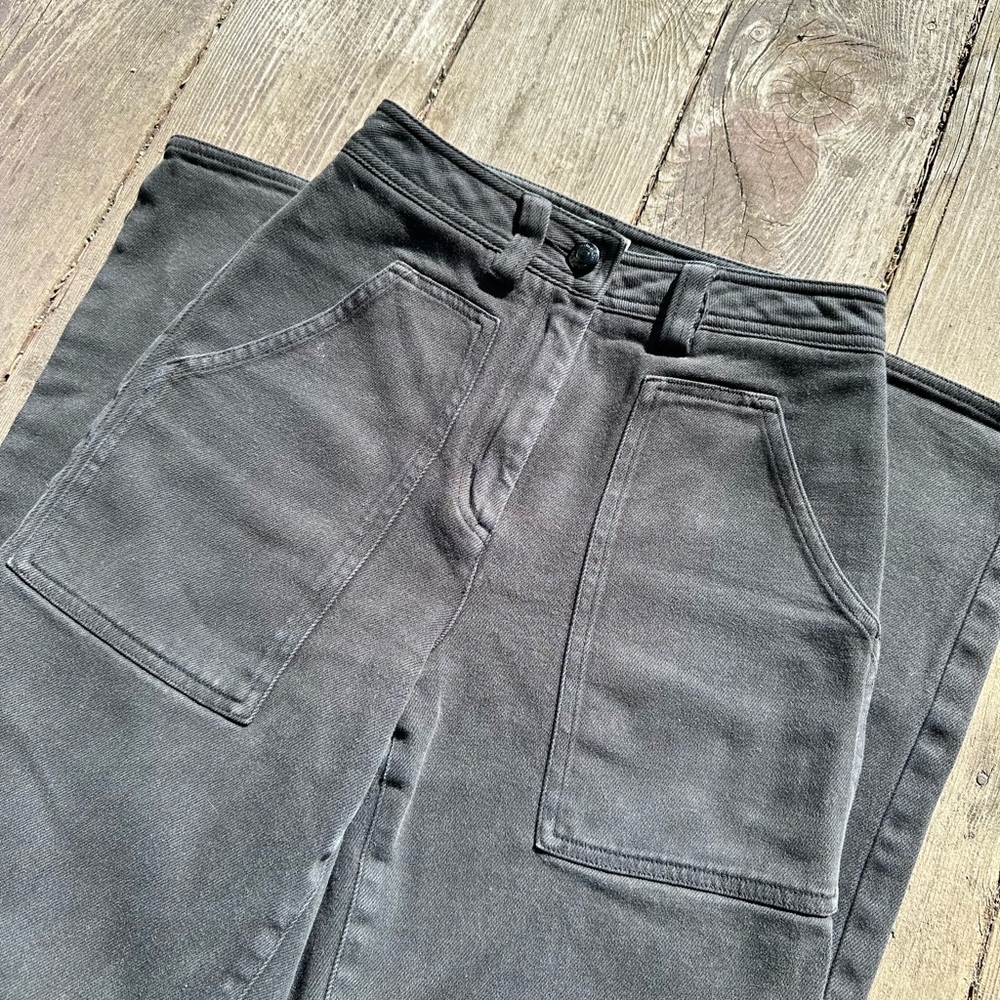 Aritzia: Wilfred Free Modern Utility Pant (OLD VERSION WITH BACK POCKETS)